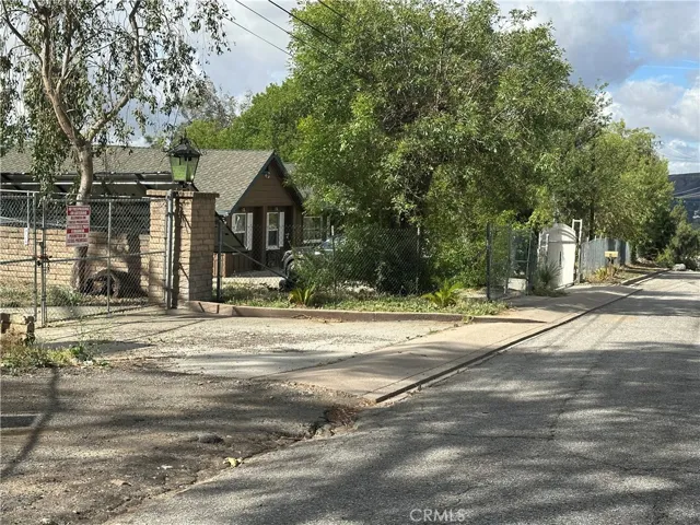 425 Arrowhead Ave, San Bernardino, California 92404