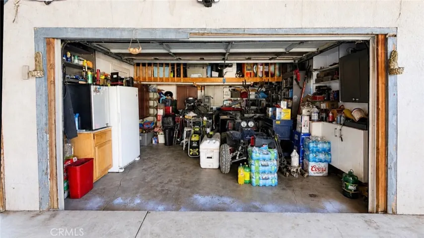 885 W Valley, Colton, California 92324