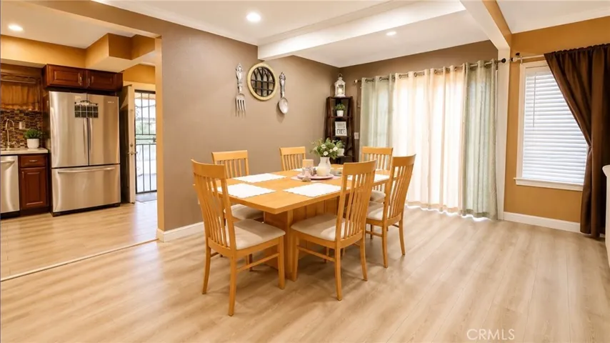 885 W Valley, Colton, California 92324