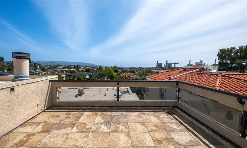 Rooftop deck
