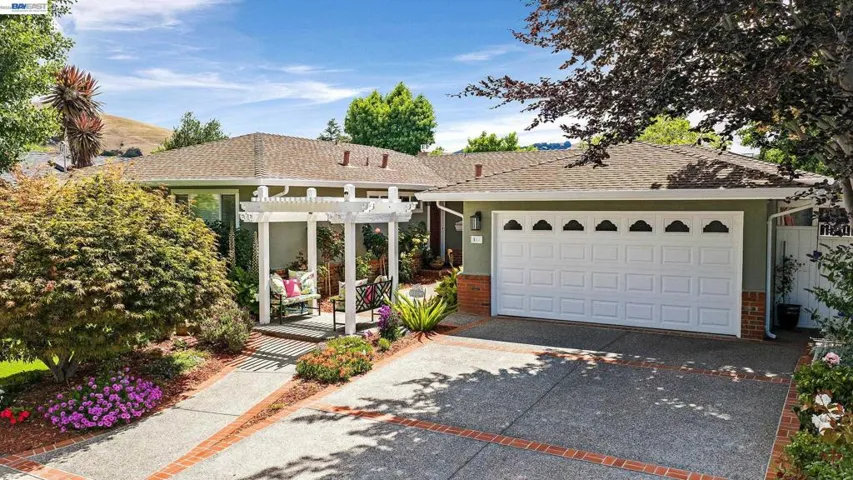 524 Hillview Dr, Fremont, California 94536