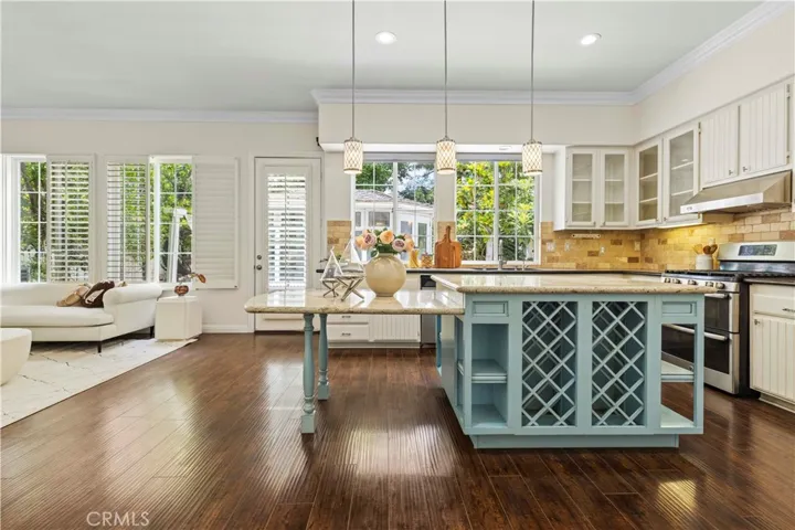 82 Winslow Lane, Irvine, California 92620