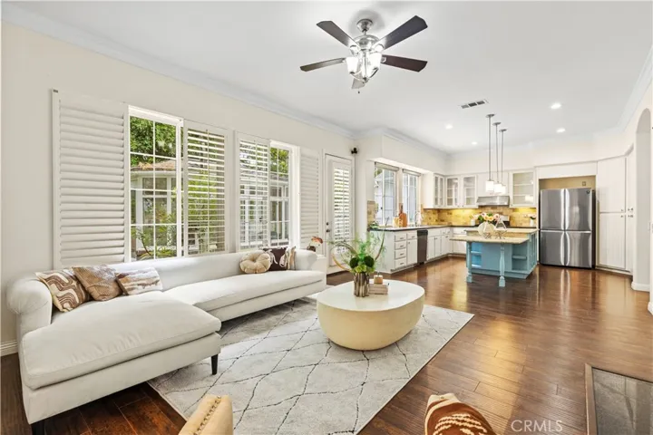 82 Winslow Lane, Irvine, California 92620