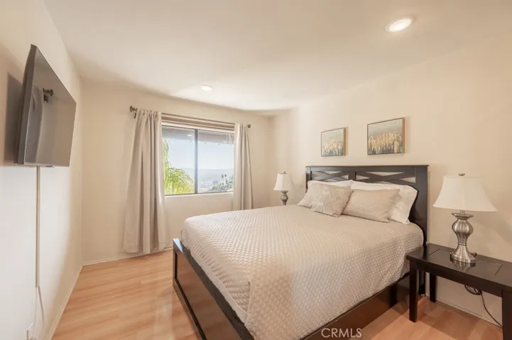 1350 E Tujunga, Burbank, California 91501