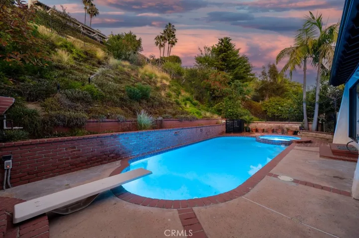 1350 E Tujunga, Burbank, California 91501