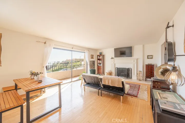 1350 E Tujunga, Burbank, California 91501