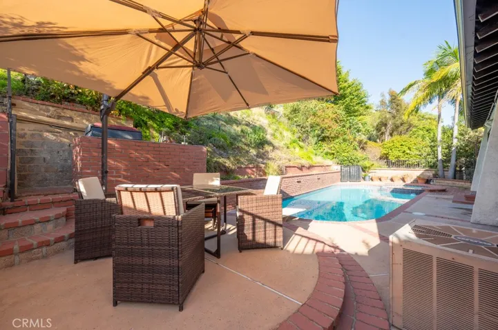 1350 E Tujunga, Burbank, California 91501