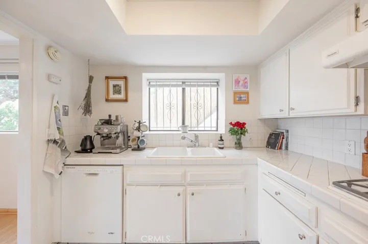 1350 E Tujunga, Burbank, California 91501