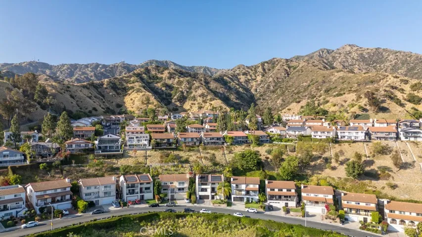 1350 E Tujunga, Burbank, California 91501