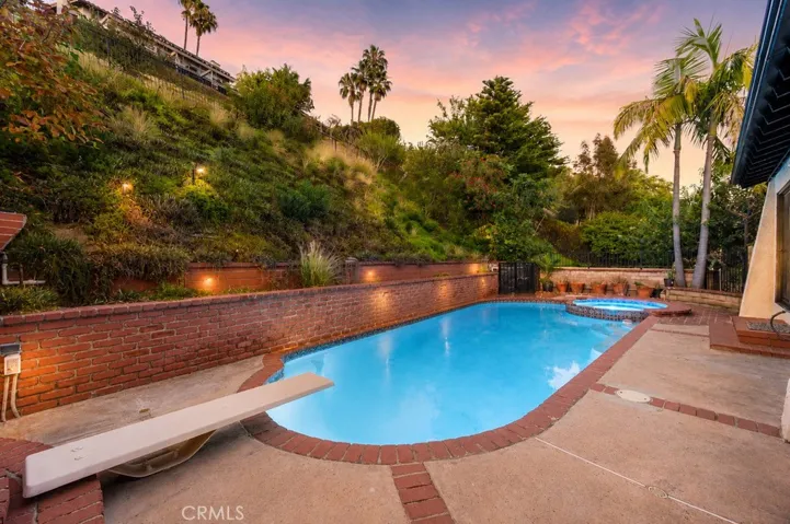 1350 E Tujunga, Burbank, California 91501