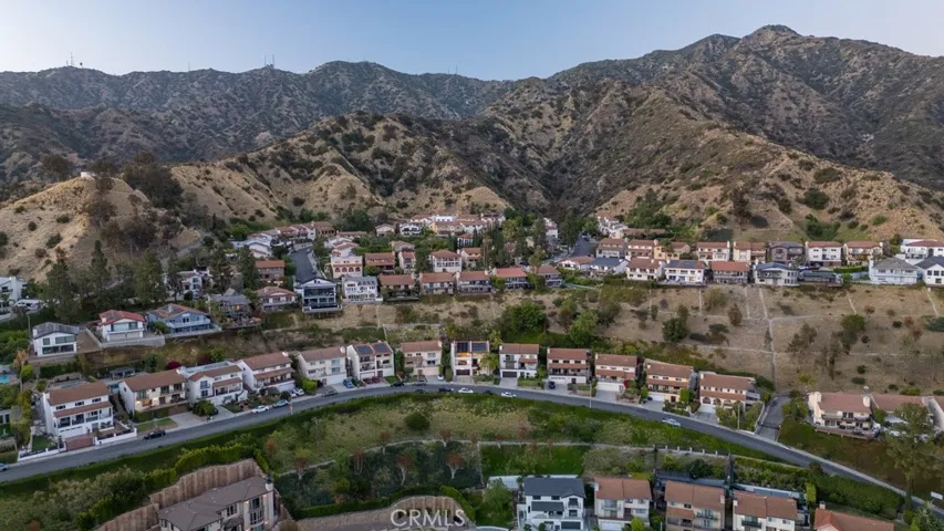 1350 E Tujunga, Burbank, California 91501