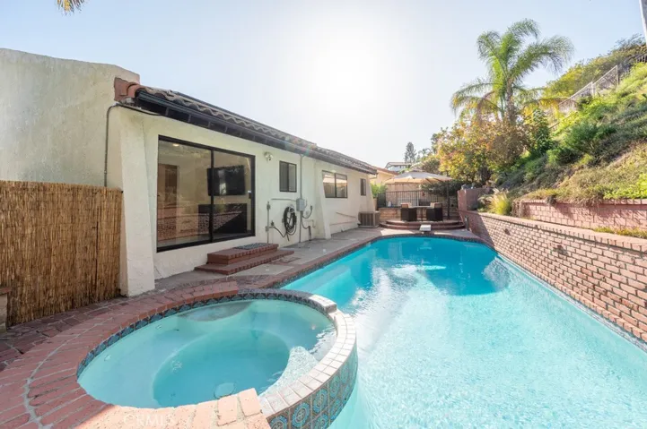 1350 E Tujunga, Burbank, California 91501