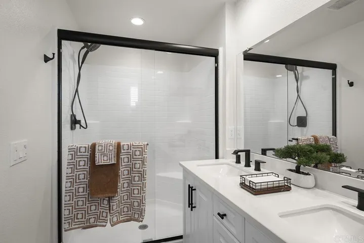 8654 Amherst, Santee, California 92071