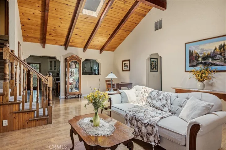 31071 Mountain Oak, Running Springs, California 92382