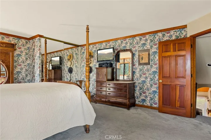 31071 Mountain Oak, Running Springs, California 92382