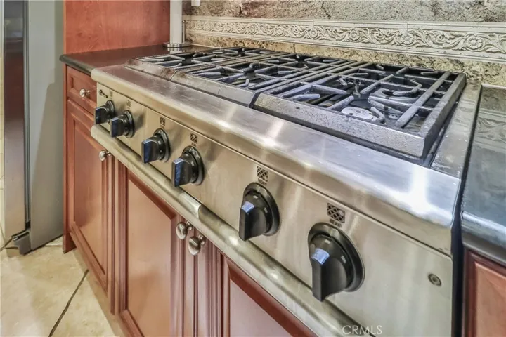 30428 Caspian Court, Agoura Hills, California 91301