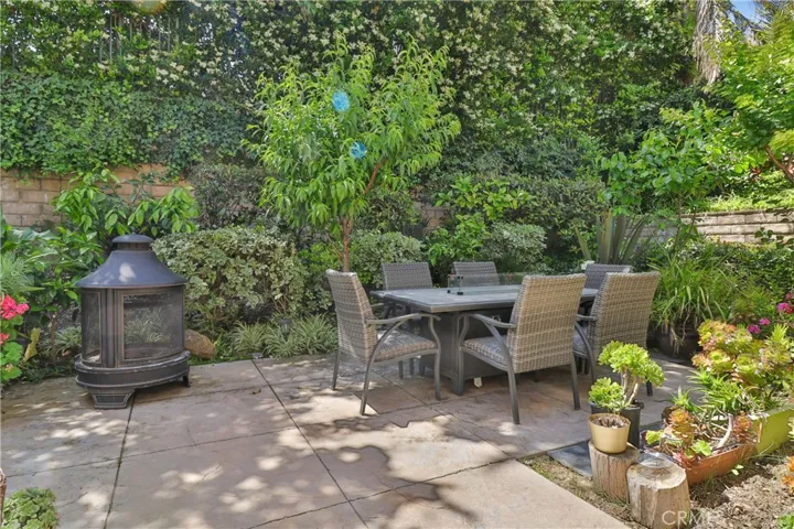 30428 Caspian Court, Agoura Hills, California 91301