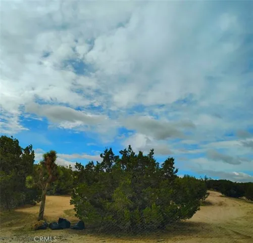 0 Oxford, Hesperia, California 92345