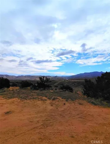 0 Oxford, Hesperia, California 92345