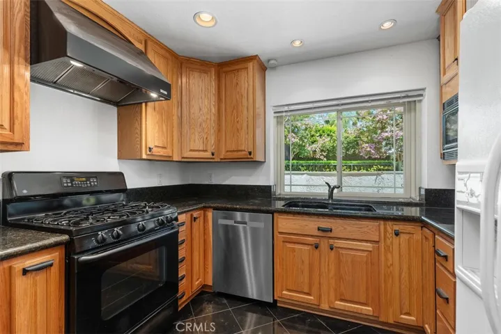 12 Evening Shadow, Irvine, California 92603