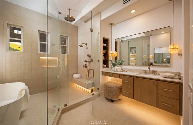 21 Splendore, Newport Coast, California 92657