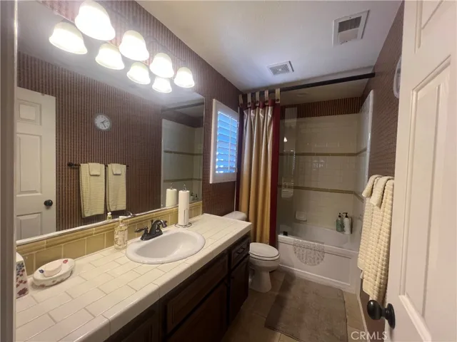 6480 Acey St., Eastvale, California 92880