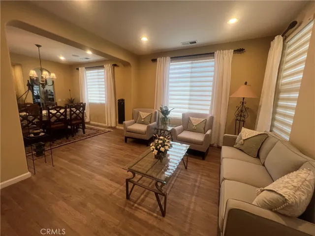 6480 Acey St., Eastvale, California 92880