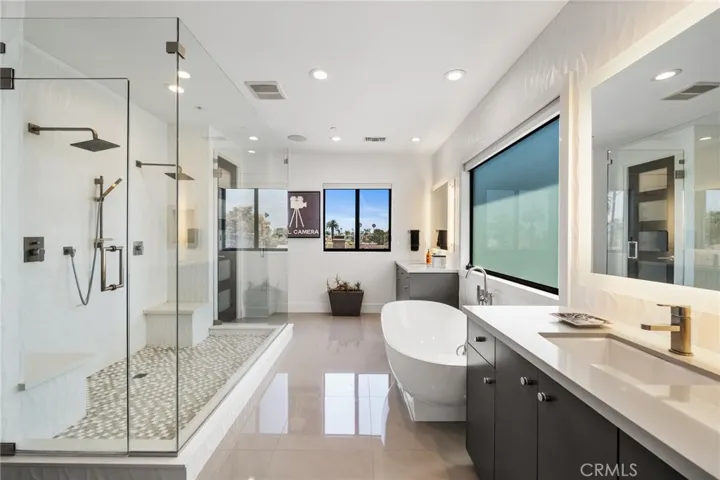 404 10th Street, Huntington Beach, California 92648