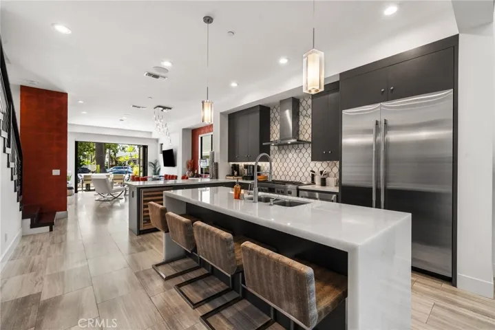 404 10th Street, Huntington Beach, California 92648