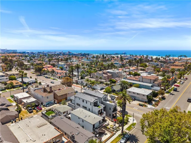 404 10th Street, Huntington Beach, California 92648