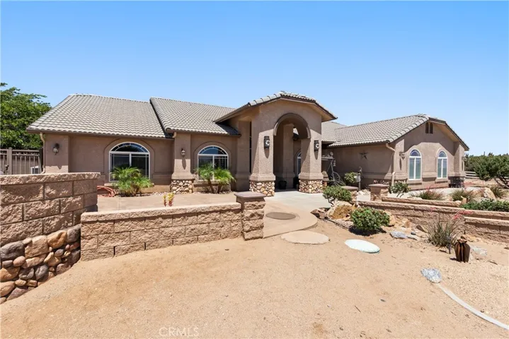 8079 Mira Mar Road, Phelan, California 92371