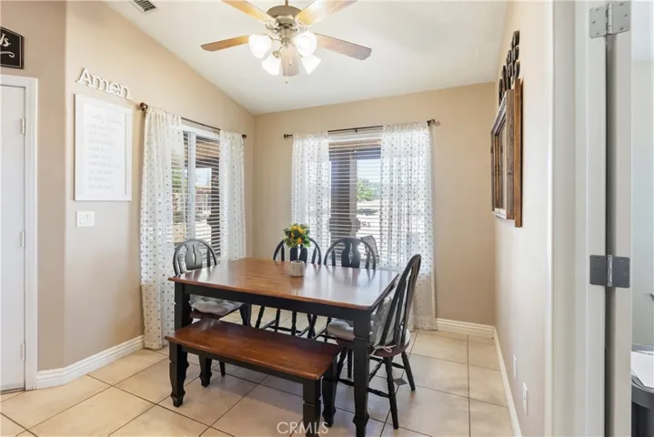 Breakfast nook