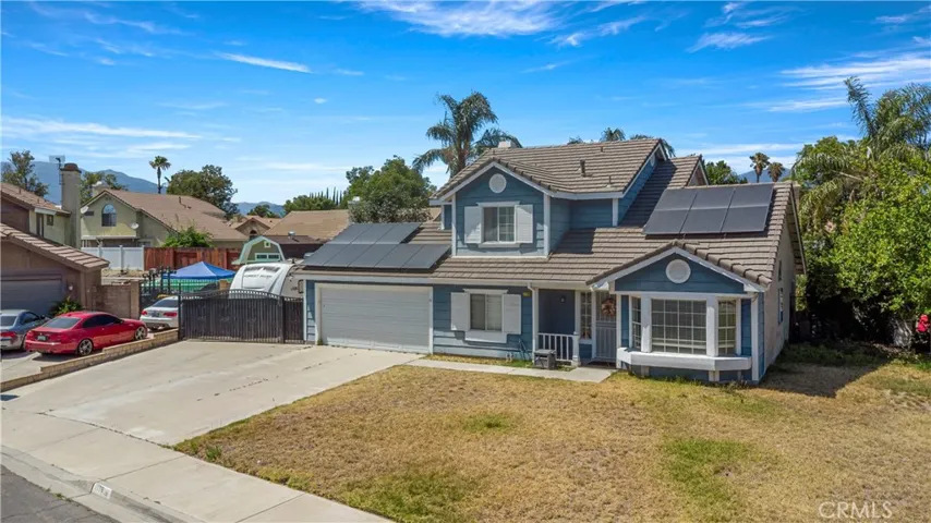 1176 W Buxton, Rialto, California 92377