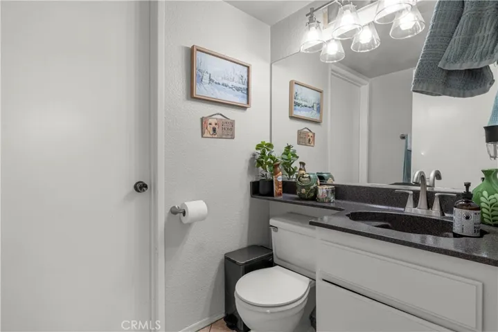 1176 W Buxton, Rialto, California 92377