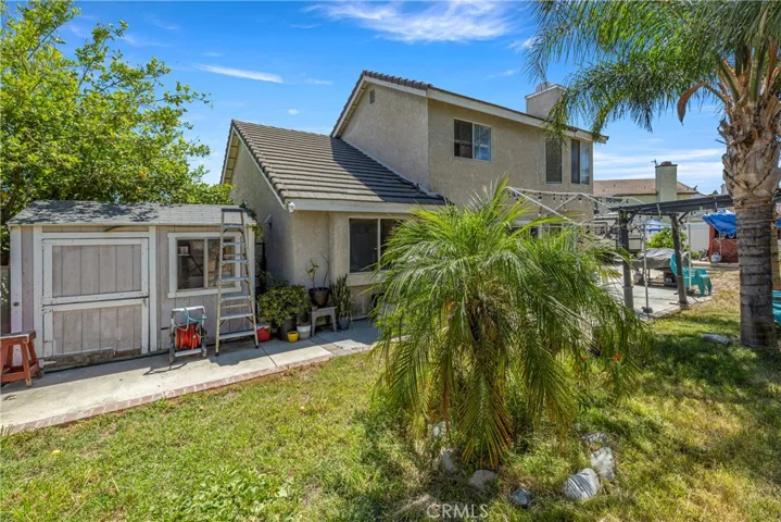 1176 W Buxton, Rialto, California 92377
