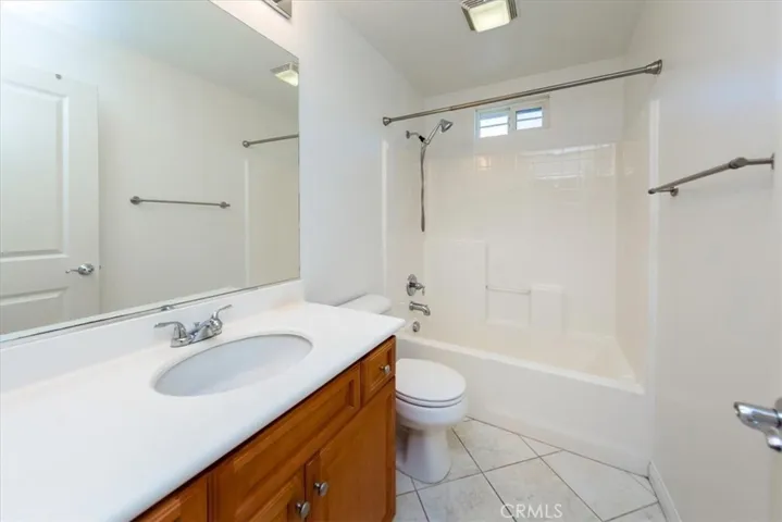 28440 Mirabelle, Saugus, California 91350