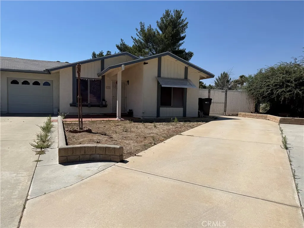 181 Leslie Ct