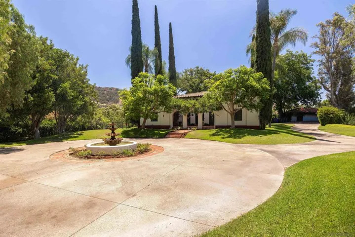 3640 Gird Rd, Fallbrook, California 92028