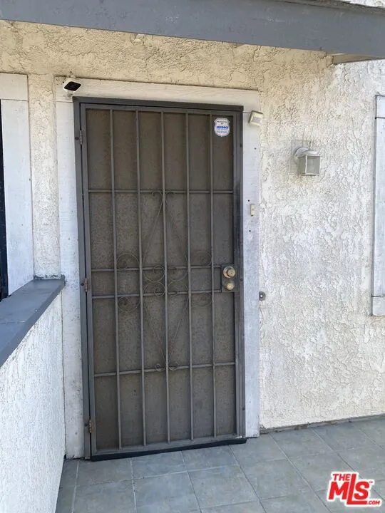14621 S Berendo Avenue 7, Gardena, California 90247 — photo 4