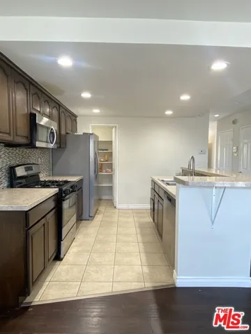 Full kitchen view