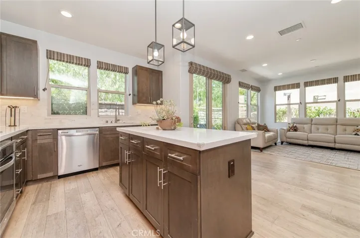 69 Clover, Lake Forest, California 92630