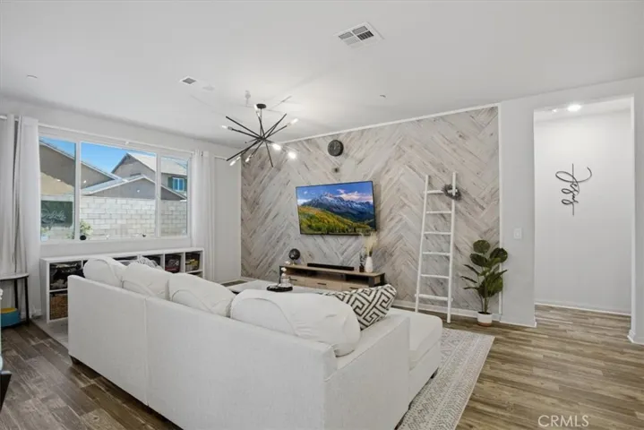 3555 E Avenue J3, Lancaster, California 93535