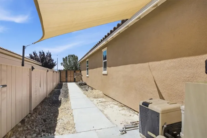 3555 E Avenue J3, Lancaster, California 93535
