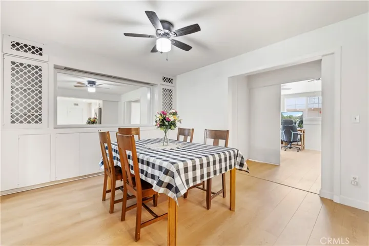 28020 Newbird Drive, Saugus, California 91350