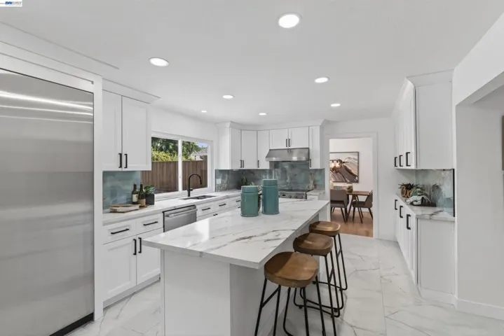 2865 Longspur Way, Pleasanton, California 94566