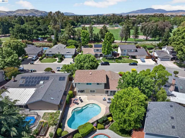2865 Longspur Way, Pleasanton, California 94566