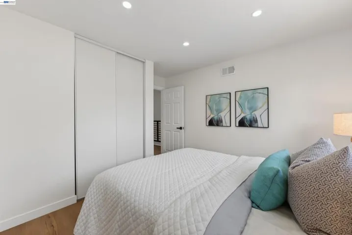 2865 Longspur Way, Pleasanton, California 94566