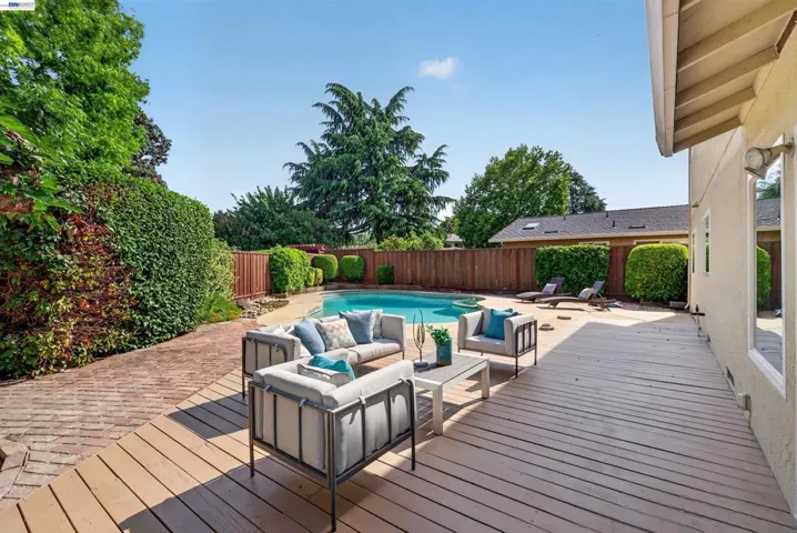 2865 Longspur Way, Pleasanton, California 94566