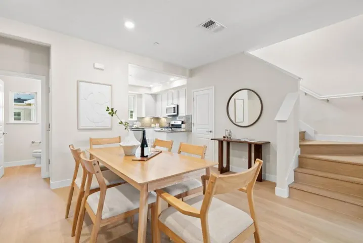 1265 De Altura, San Jose, California 95126