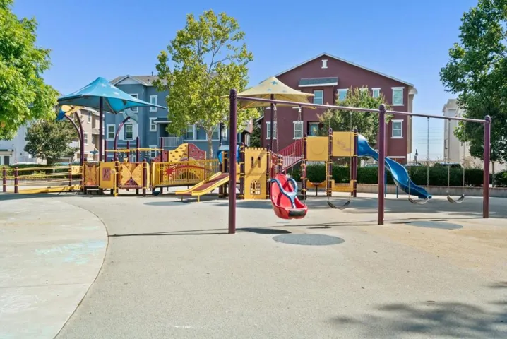 1265 De Altura, San Jose, California 95126